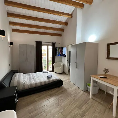 L'angelo Bianco 2 פולה